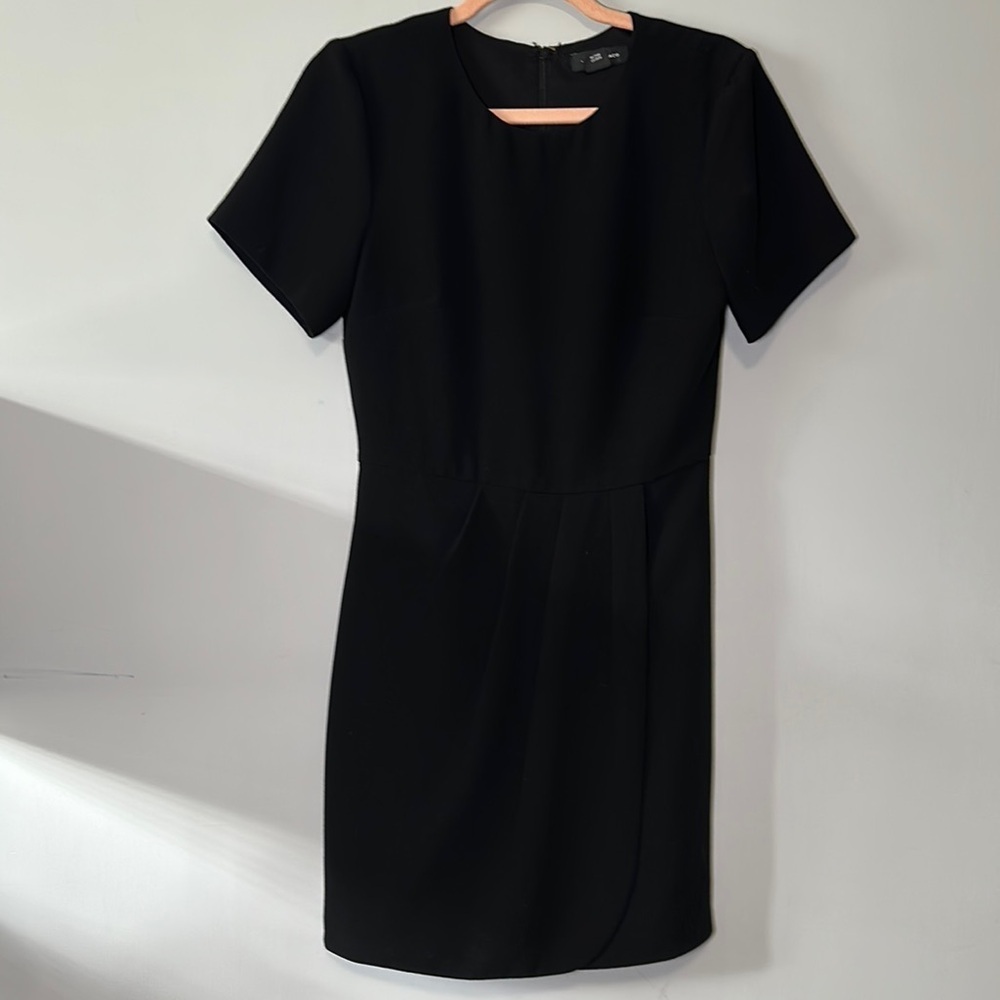 Club Monaco Black Sheath Mini‎ Dress Scoop Neck Hidden Zipper Back Size:4/W:28